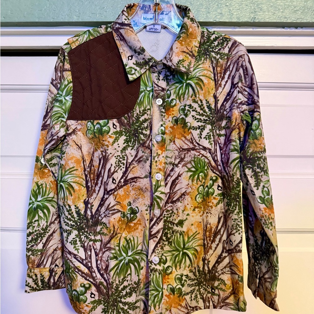 Blue Quail Boys Size 5 Long Sleeve Button Down Desert Camo